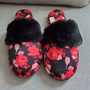 SOLD - VS Satin Slippers Black Rose with Faux Fur (NWT)